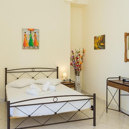 Laganas Strip Mall Apartments Εξωτερικό φωτογραφία