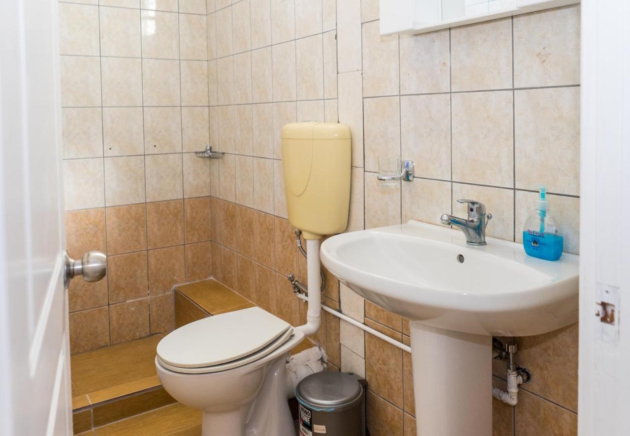 Laganas Strip Mall Apartments Εξωτερικό φωτογραφία