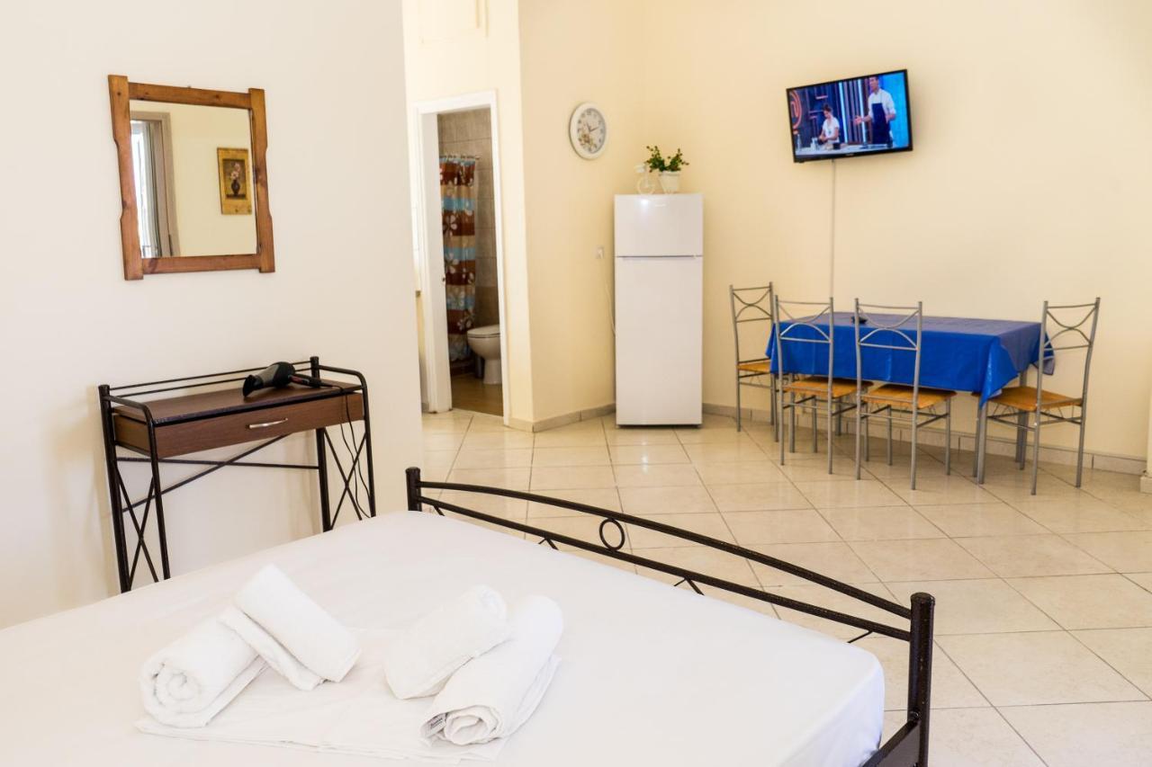 Laganas Strip Mall Apartments Εξωτερικό φωτογραφία