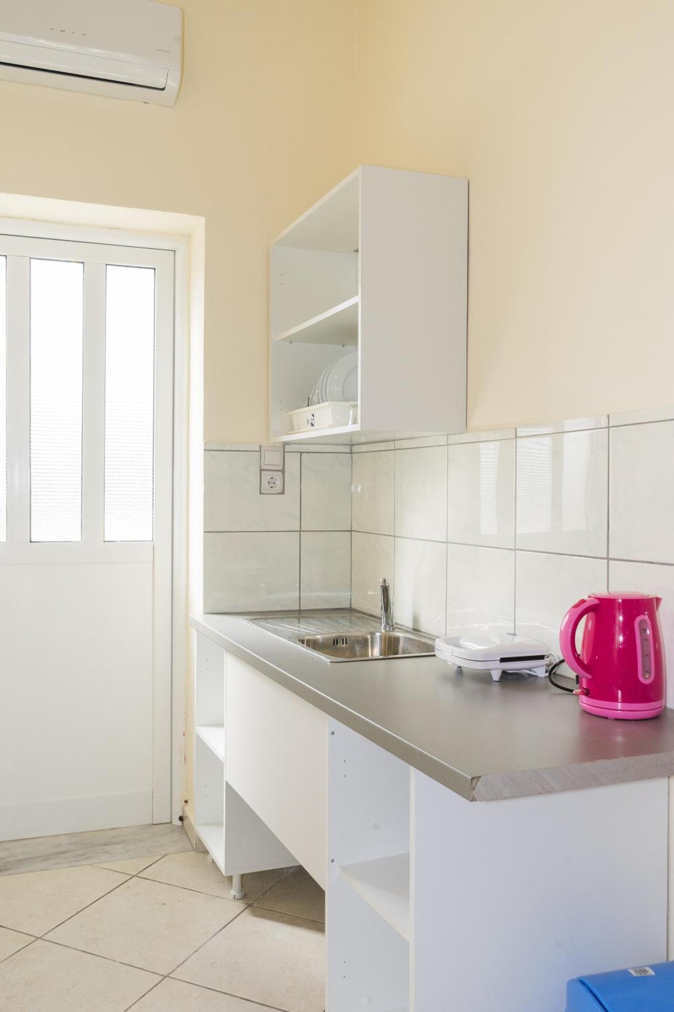 Laganas Strip Mall Apartments Εξωτερικό φωτογραφία