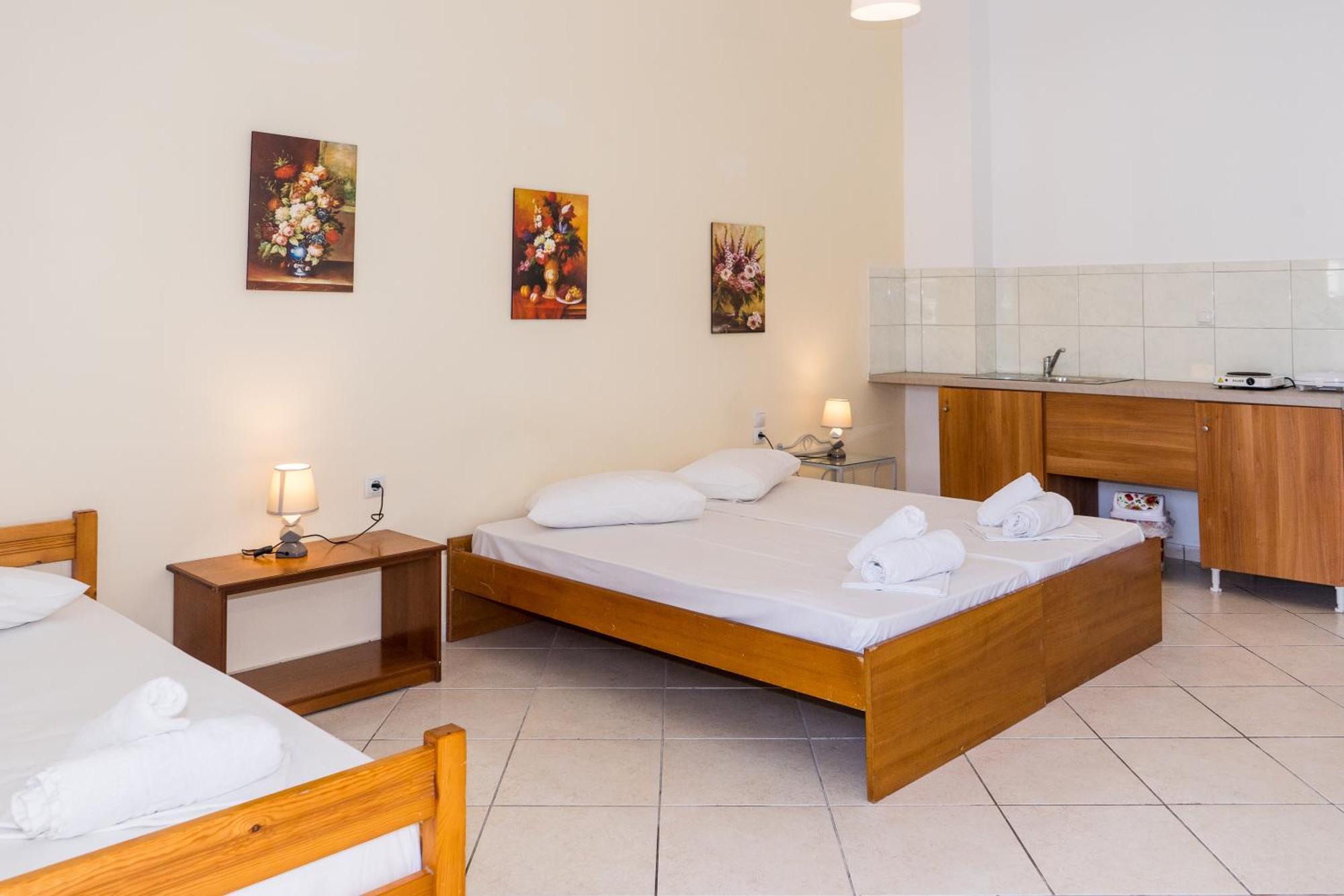 Laganas Strip Mall Apartments Εξωτερικό φωτογραφία